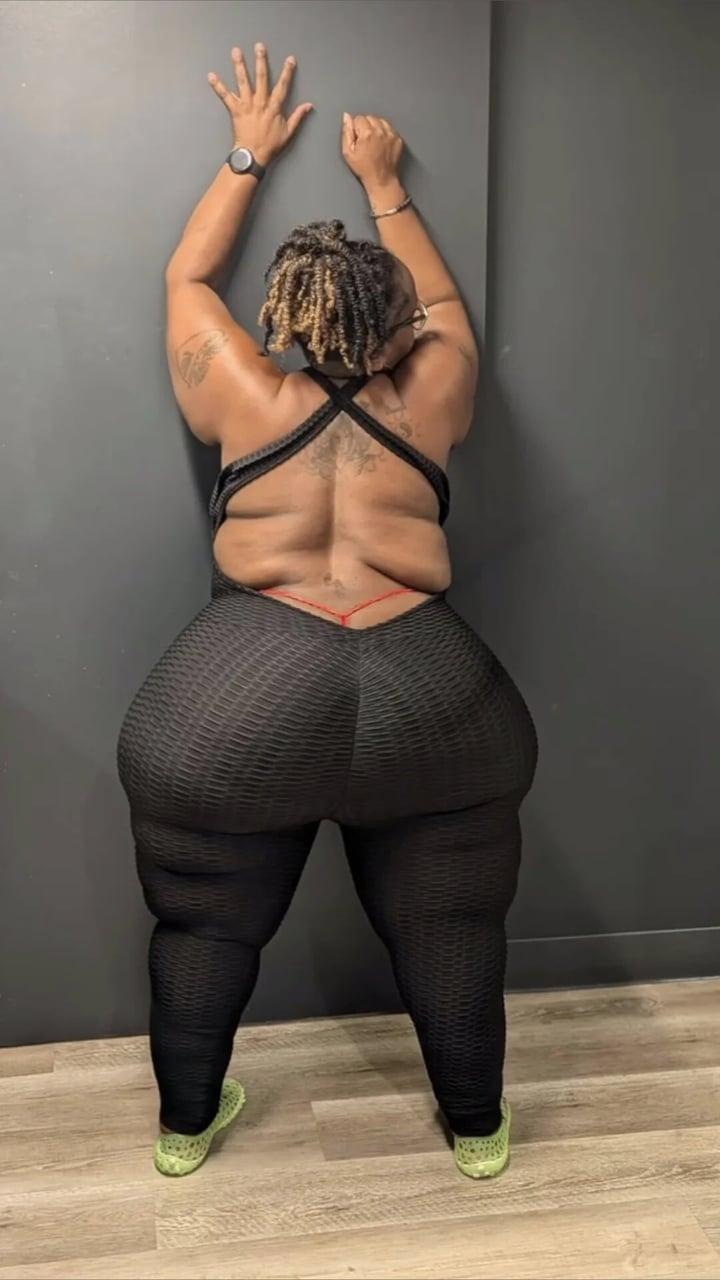 Msthickerthan profile picture