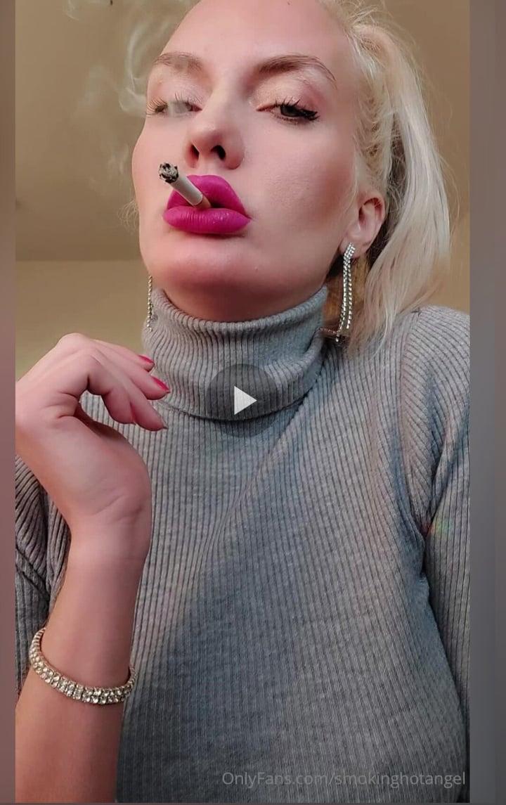 Smoking Angel profile picture