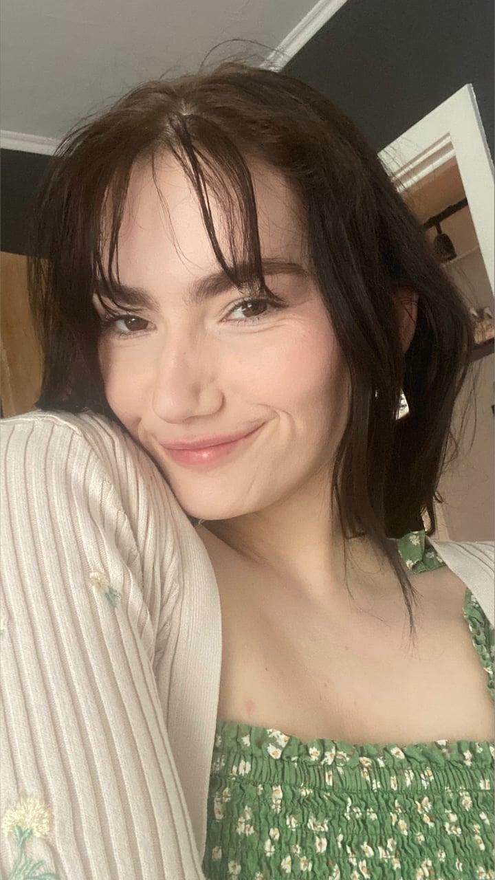 Your Online Girlfriend profile picture