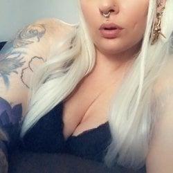Thepiercedrose profile picture