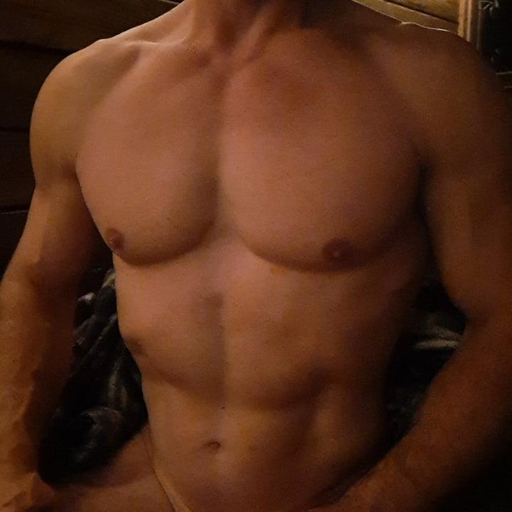 Exhibit Me profile picture