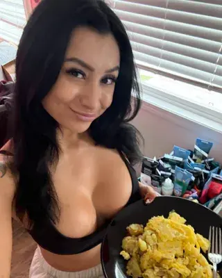 Wasian GF Sonia โค๏ธ Weekly Onlyfans LIVES โค๏ธ profile picture