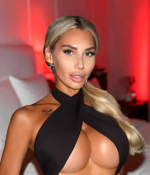 𝐕 𝐈 𝐊 𝐀 😈 𝐃 𝐄 𝐕 𝐈 𝐋 🔥 OnlyFans photo 1